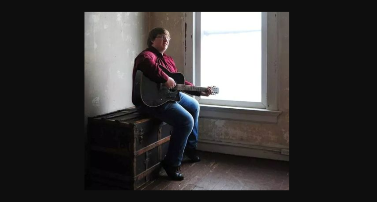 Live Music: Ben Tuttle