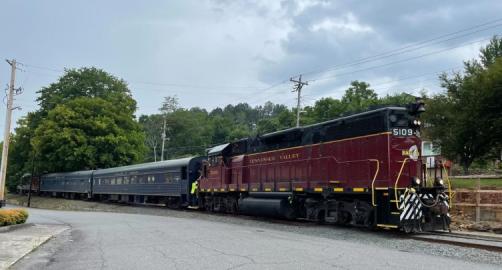 Hiwassee River Scenic Railroad