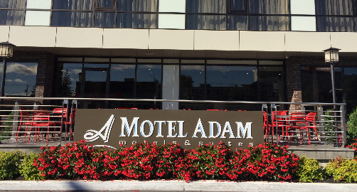 Adam Motel