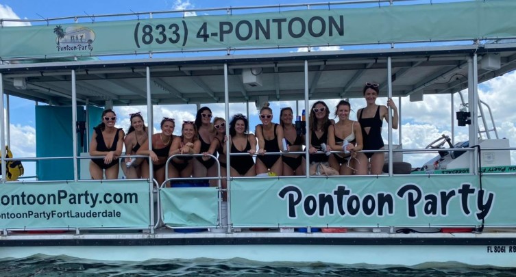 4 Hour Charter - Miss Pontoon
